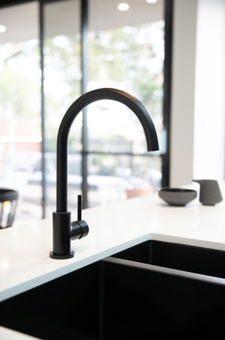 Round Gooseneck Kitchen Mixer Tap - Matte Black