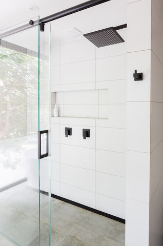 Square Wall Shower, 300mm rose, 400mm arm - Matte Black