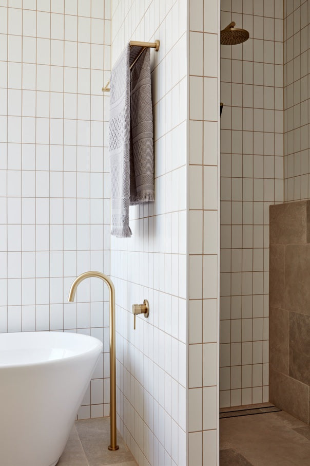 Meir Round Wall Mixer - Tiger Bronze (SKU: MW03-PVDBB) Image - 7